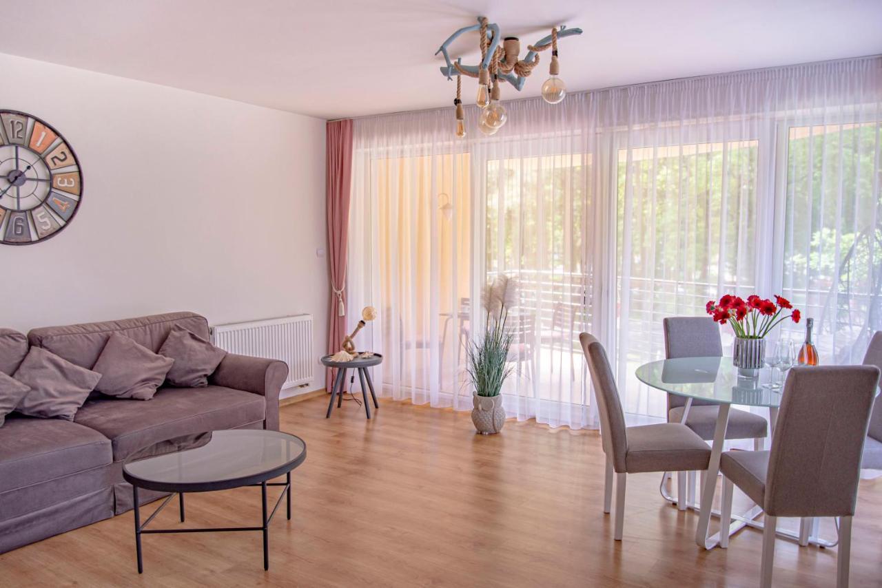 Apartamenty Kornel Pobierowo Luaran gambar